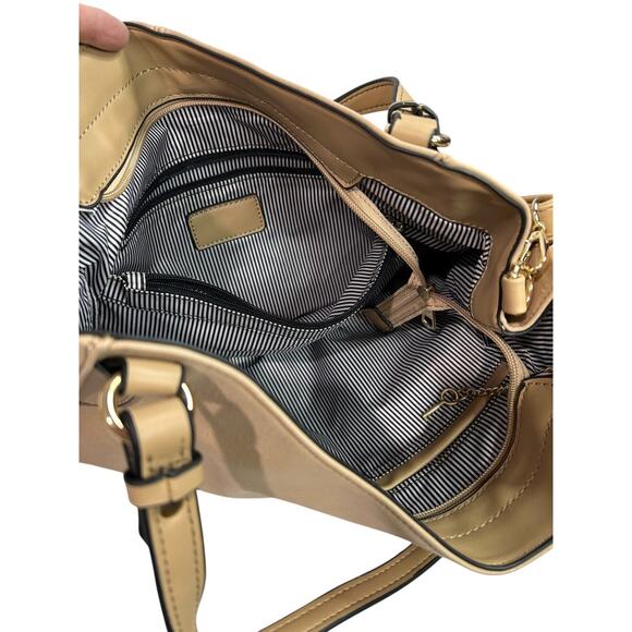 Tan Vegan Leather Shoulder Bag Detachable Crossbody Strap Goldtone Hardware - Picture 7 of 7